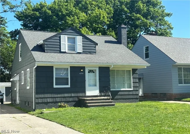 Homes for sale in South Euclid, OH | 4241 Verona Rd, South Euclid, OH 44121 | MLS# 5224515
