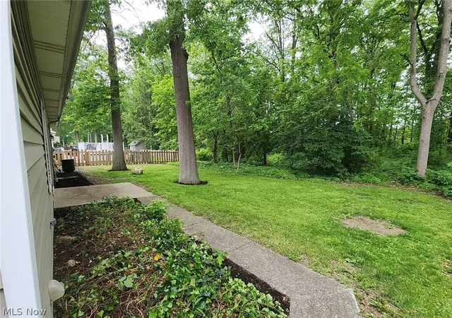 Homes for sale in Avon, OH | 37888 N Doovys St, Avon, OH 44011 | MLS# 5224563