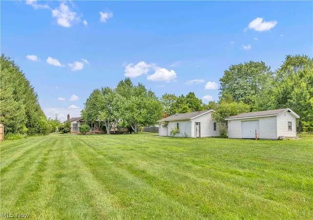 Photo 3 of Single family home for sale at 5550 Avon Belden Rd, North Ridgeville, OH 44039 | MLS# 5224329 | Listing updated on 2026-08-20