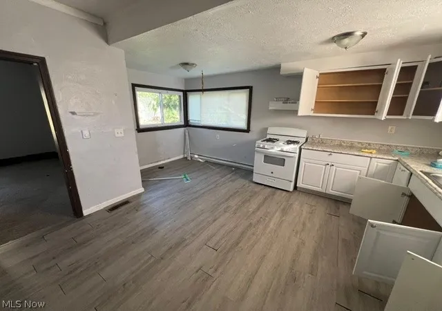 Photo 5 of Sale Pending at 521 23 Street, Lorain, OH 44052 | MLS# 5224449 | Listing updated on 2026-08-03