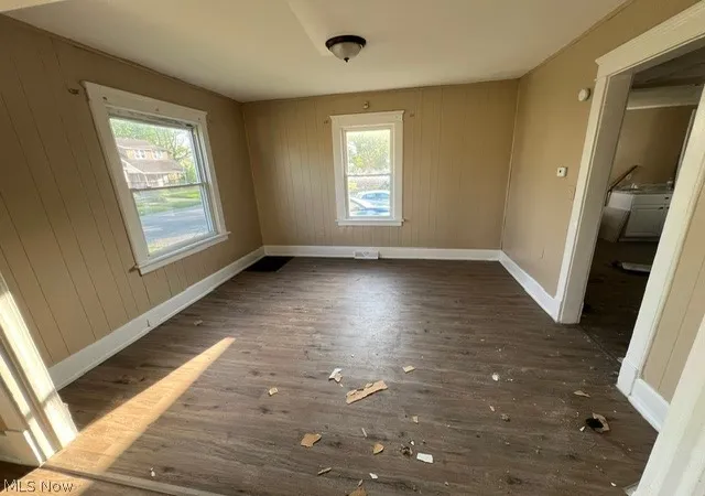 Photo 5 of Sale Pending at 1144 Washington Ave, Lorain, OH 44052 | MLS# 5224447 | Listing updated on 2026-08-03