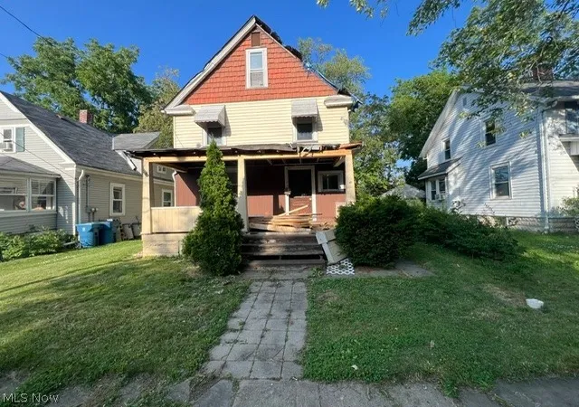Homes for sale in Lorain, OH | 2407 Livingston Ave, Lorain, OH 44052 | MLS# 5224446