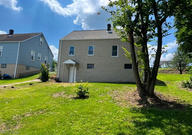 Homes for sale in Weirton, WV | 105 Church St, Weirton, WV 26062 | MLS# 5224658