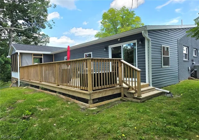 Homes for sale in Parkersburg, WV | 3469 Roseland Ave, Parkersburg, WV 26104 | MLS# 5224495