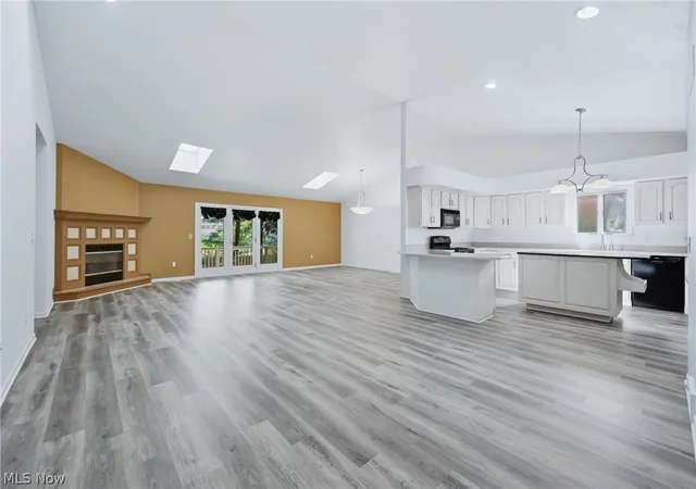 3rd image of 3721 Mercedes Pl #10, Canfield, OH 44406 | MLS# 5224705