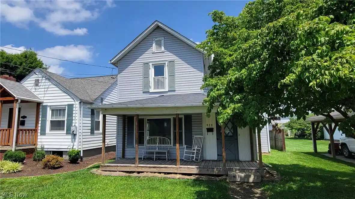 Single family home for sale at 603 Poplar Ave, Williamstown, WV 26187 | MLS# 5224576