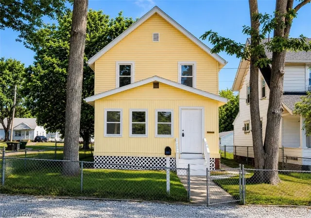 2nd image of 1617 Bonnot Pl Ne, Canton, OH 44705 | MLS# 5224721