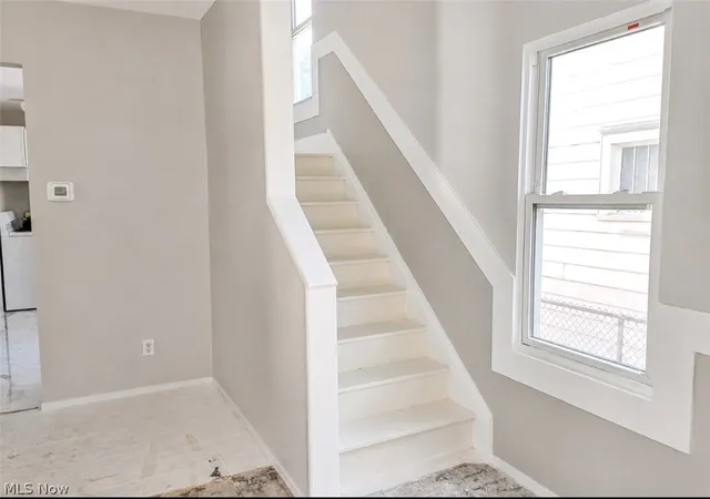4th image of 1617 Bonnot Pl Ne, Canton, OH 44705 | MLS# 5224721