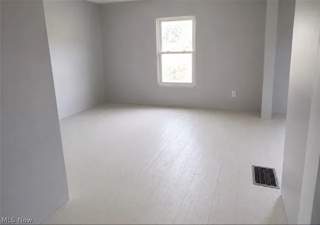 5th image of 1617 Bonnot Pl Ne, Canton, OH 44705 | MLS# 5224721