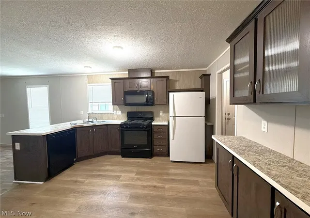 Photo 2 of Single family home for sale at 144 Virginia Ave, Elyria, OH 44035 | MLS# 5224731 | Listing updated on 2026-09-01