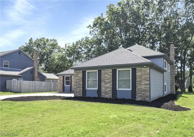 3rd image of 1738 Coes Post Run, Westlake, OH 44145 | MLS# 5224742