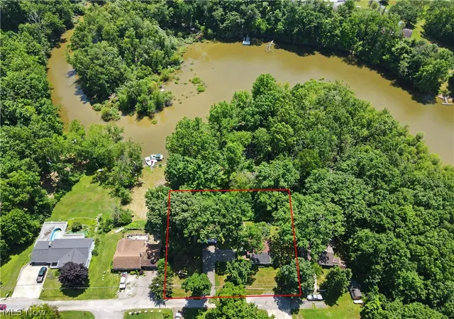 Homes for sale in Deerfield, OH | 10528 Country Club Ln, Deerfield, OH 44449 | MLS# 5224564