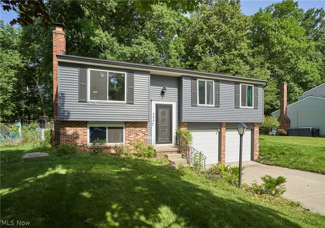 1st image of 266 Jasper Ln, Medina, OH 44256 | MLS# 5222794