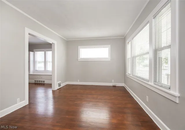 Homes for sale in South Euclid, OH | 1539 Maplegrove Rd, South Euclid, OH 44121 | MLS# 5224756