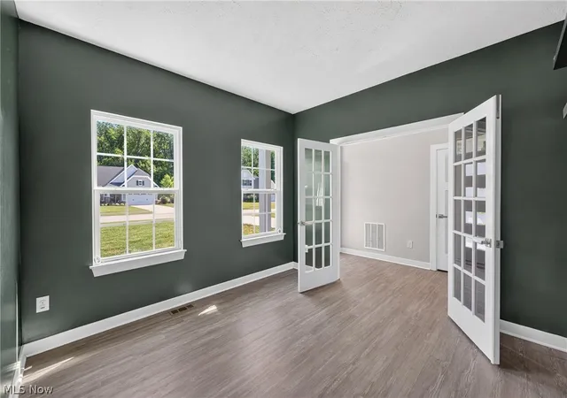 Homes for sale in Sheffield Village, OH | 5454 Schueller Blvd, Sheffield Village, OH 44054 | MLS# 5222896