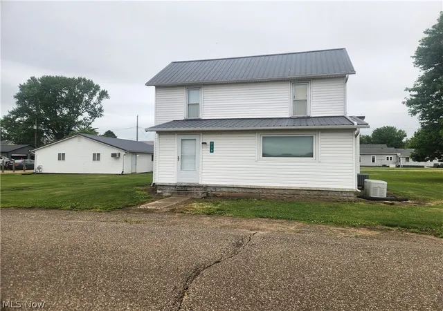 1st image of 716 Adams St, Conesville, OH 43811 | MLS# 5224034