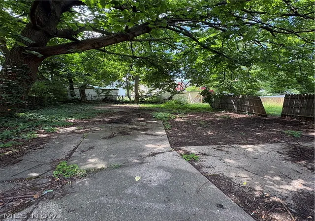 Homes for sale in Cleveland, OH | 1138 E 114th St, Cleveland, OH 44108 | MLS# 5224672