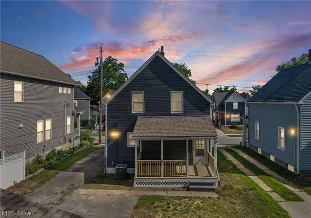 Homes for sale in Cleveland, OH | 12028 Wade Park Ave, Cleveland, OH 44106 | MLS# 5224843