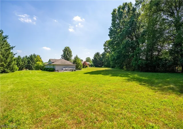 Photo 38 of Single family home for sale at 545 E Maple St, Hartville, OH 44632 | MLS# 5224908 | Listing updated on 2026-09-18