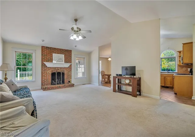 Photo 4 of Single family home for sale at 545 E Maple St, Hartville, OH 44632 | MLS# 5224908 | Listing updated on 2026-09-18
