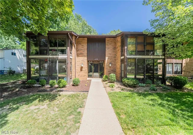 Homes for sale in North Olmsted, OH | 22958 Maple Ridge Rd #102, North Olmsted, OH 44070 | MLS# 5224754