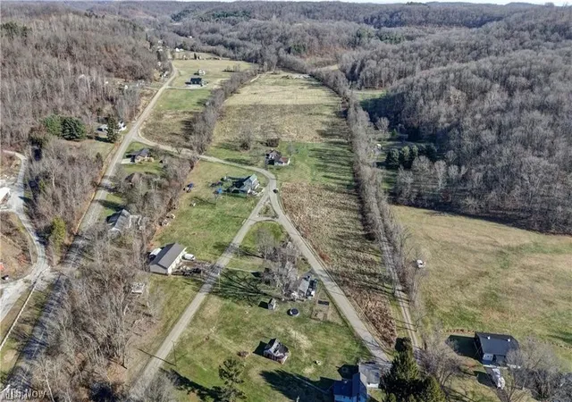 2nd image of Canary Rd Se, Midvale, OH 44653 | MLS# 5224162