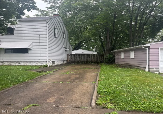 14th image of 1101 Dietz Ave, Akron, OH 44301 | MLS# 5220875