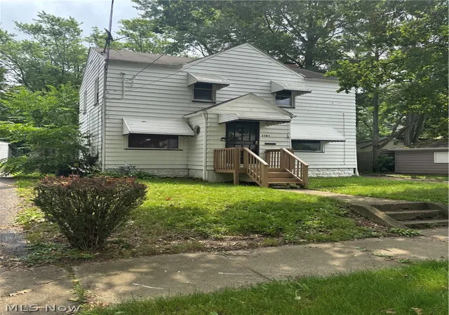 1st image of 1101 Dietz Ave, Akron, OH 44301 | MLS# 5220875