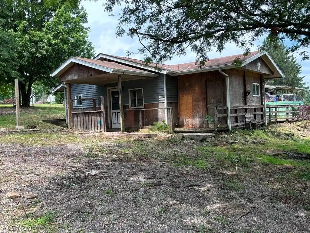 Photo 1 of Single family home for sale at 4703 Eldersville Rd, Colliers, WV 26035 | MLS# 5224750 | Listing updated on 2026-10-26