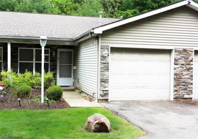 1st image of 361 Meadowbrook Ave #3, Youngstown, OH 44512 | MLS# 5224997