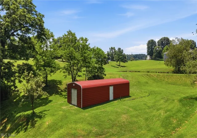 Photo 3 of Single family home for sale at 89 Dagg Rd, Parkersburg, WV 26101 | MLS# 5223000 | Listing updated on 2026-10-08