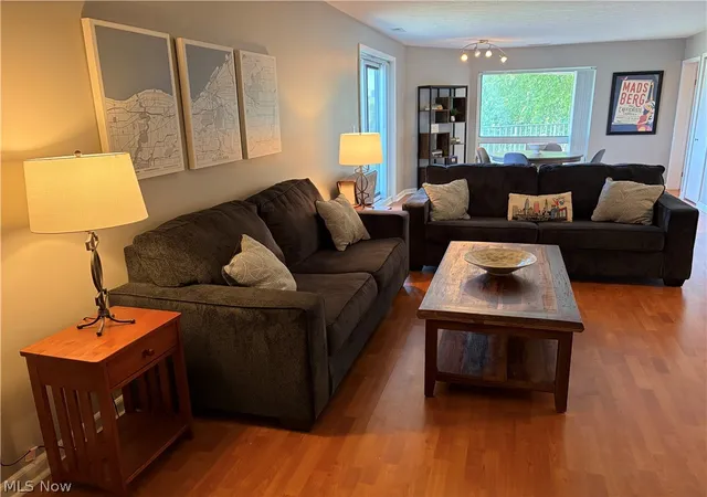 2nd image of 1900 Grove Ct #114, Cleveland, OH 44113 | MLS# 5224657