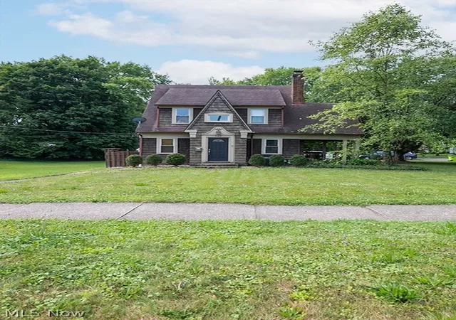 Homes for sale in Newton Falls, OH | 649 W Broad St, Newton Falls, OH 44444 | MLS# 5224980