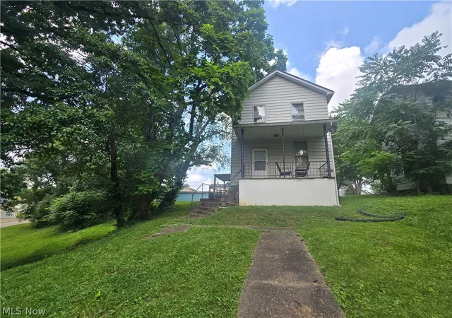 1st image of 1509 May St, Zanesville, OH 43701 | MLS# 5224910
