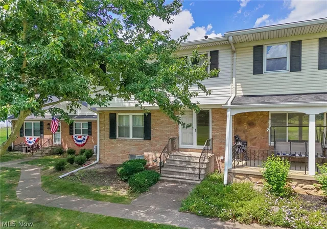 2nd image of 2034 Carlile Dr, Green, OH 44685 | MLS# 5224912