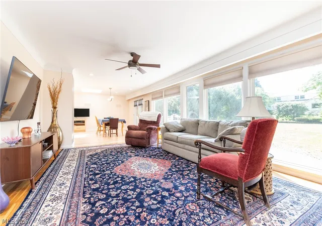 Homes for sale in Shaker Heights, OH | 24100 Shaker Blvd, Shaker Heights, OH 44122 | MLS# 5224528
