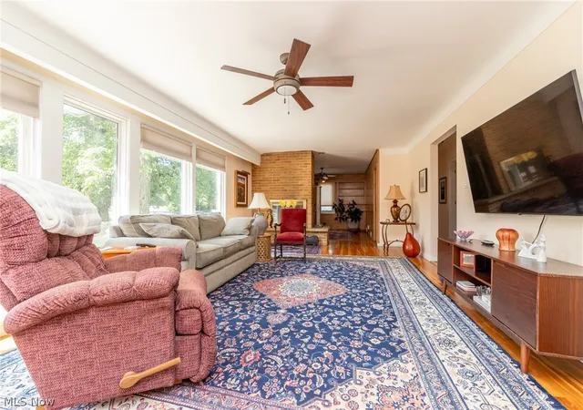 Homes for sale in Shaker Heights, OH | 24100 Shaker Blvd, Shaker Heights, OH 44122 | MLS# 5224528