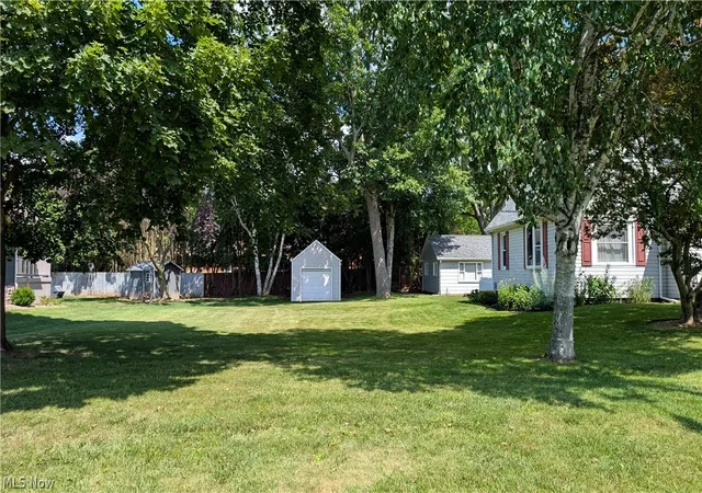 2nd image of 1020 E Lincoln Wy, Minerva, OH 44657 | MLS# 5224885