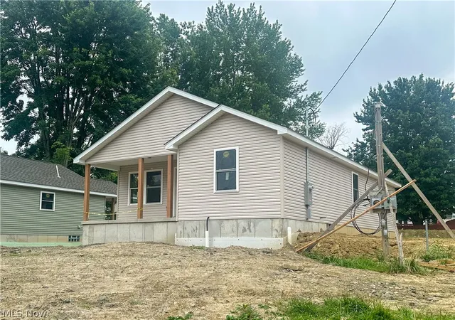 3rd image of 175 Hayward Ave, Conneaut, OH 44030 | MLS# 5225075