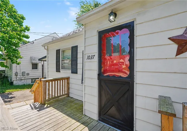 Homes for sale in Ravenna, OH | 1037 Park Ave, Ravenna, OH 44266 | MLS# 5224423