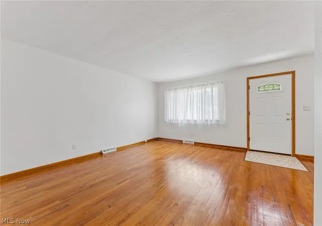 Homes for sale in Berea, OH | 223 Dorland Ave, Berea, OH 44017 | MLS# 5224922