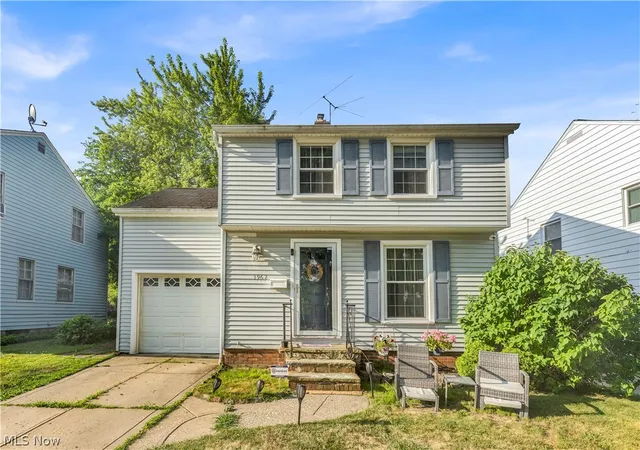 Homes for sale in South Euclid, OH | 3962 Grosvenor Rd, South Euclid, OH 44118 | MLS# 5224826