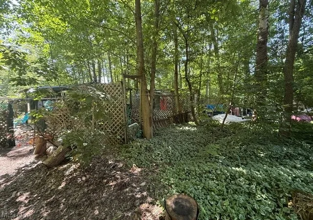 3rd image of 5028 Lakeview Dr, Andover, OH 44003 | MLS# 5225079