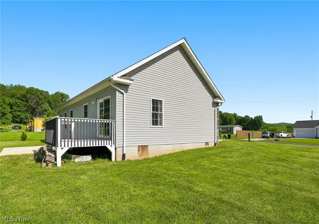 5th image of 12180 Township Rd 8 Ne, Crooksville, OH 43731 | MLS# 5223848