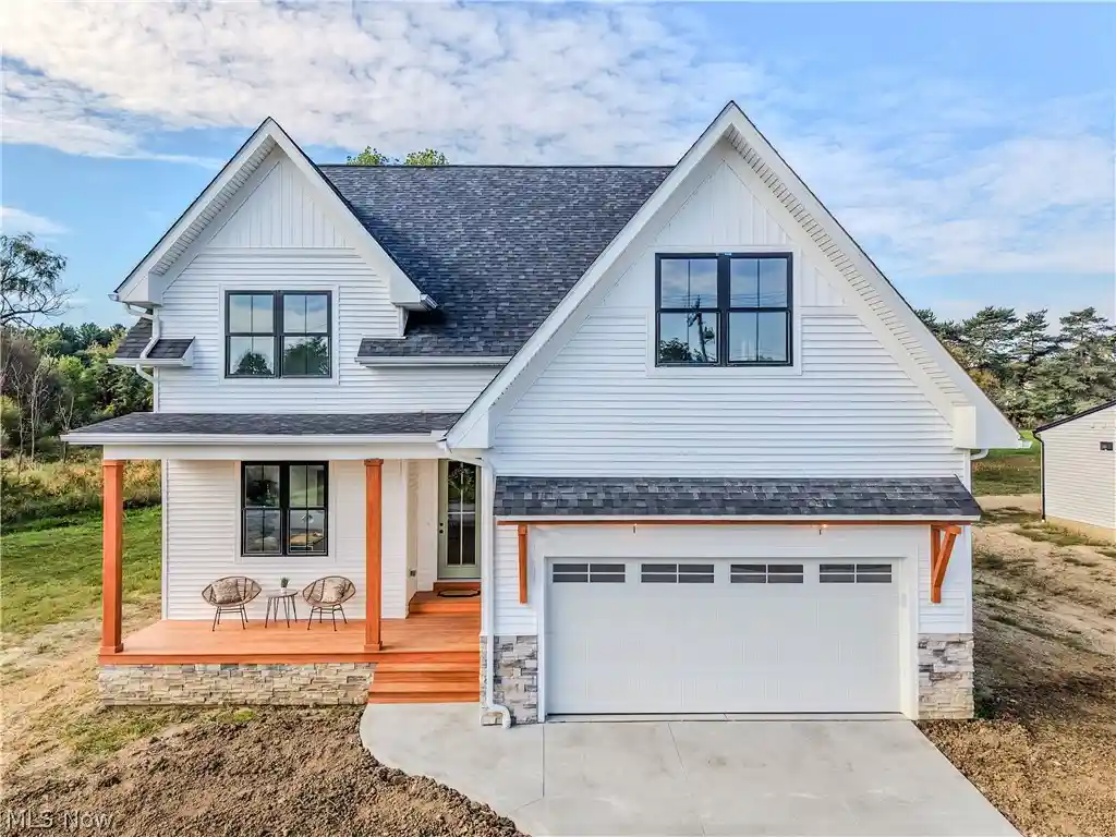 Photo 1 of Single family home for sale at 1099 Wadsworth Rd, Medina, OH 44256 | MLS# 5224973 | Listing updated on 2026-10-20