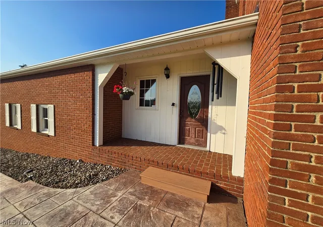 Homes for sale in Coshocton, OH | 25200 State Route 621, Coshocton, OH 43812 | MLS# 5224946