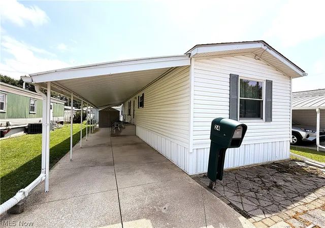 Homes for sale in Wellington, OH | 701 N Main St #24, Wellington, OH 44090 | MLS# 5225064