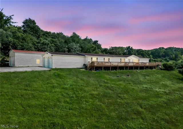 Homes for sale in East Canton, OH | 7022 Bluebird Rd Nw, East Canton, OH 44730 | MLS# 5224839