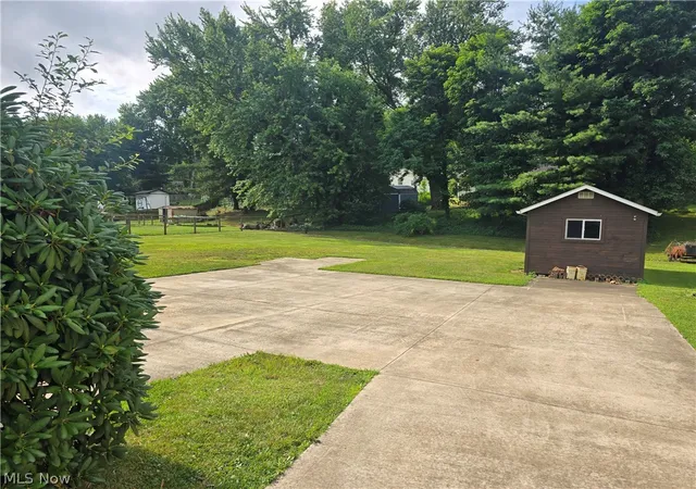 Homes for sale in Coshocton, OH | 1921 Adams St, Coshocton, OH 43812 | MLS# 5225058