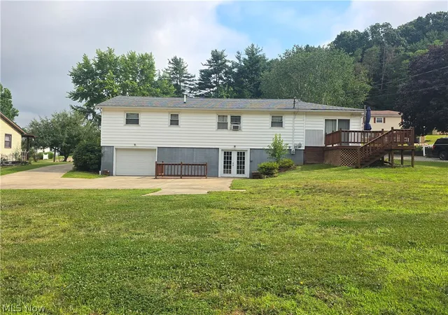 Homes for sale in Coshocton, OH | 1921 Adams St, Coshocton, OH 43812 | MLS# 5225058
